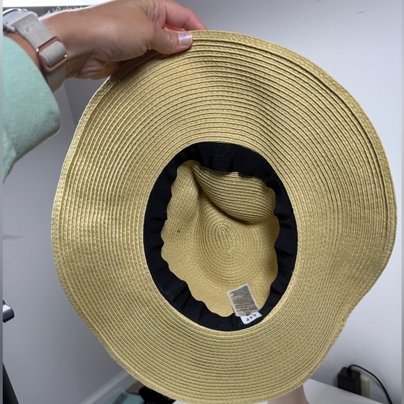 Gap Floppy Wide Brim Woven Paper Beach Hat EUC - Picture 8 of 9